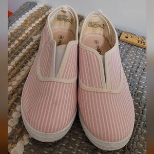 💚10 for $10💚 Bundle and save Pink Striped Slip-On Sneakers